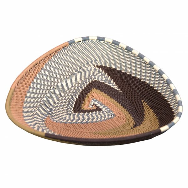 Earthtone Triangular Handwoven Telephone Wire Plate